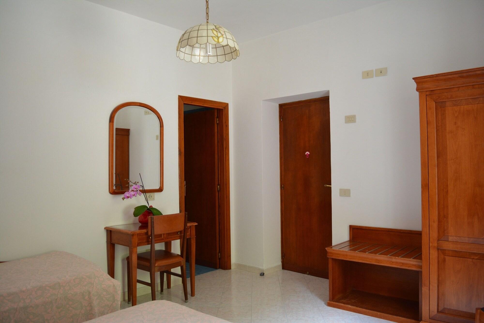 Hotel Maronti Barano d'Ischia Ngoại thất bức ảnh