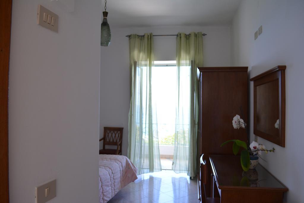 Hotel Maronti Barano d'Ischia Phòng bức ảnh